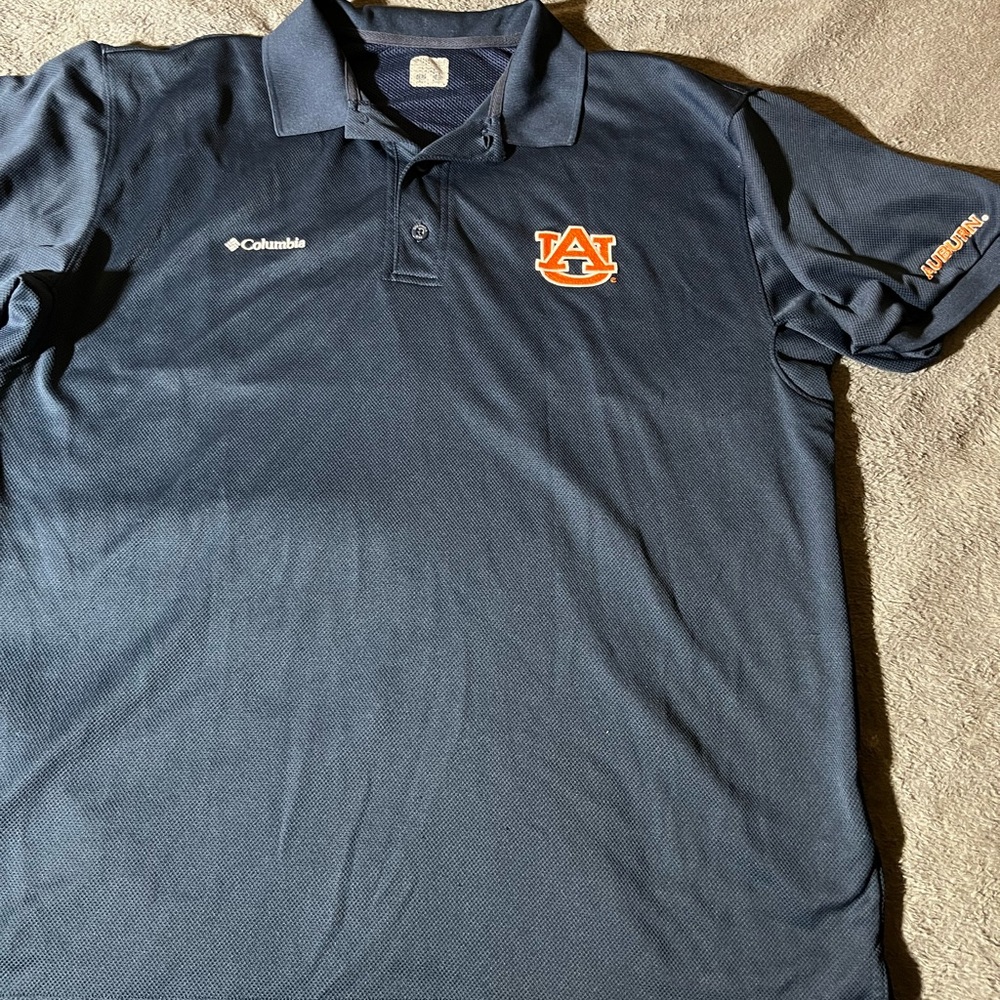 Columbia PFG Auburn Tigers golf polo t-shirt - Size L